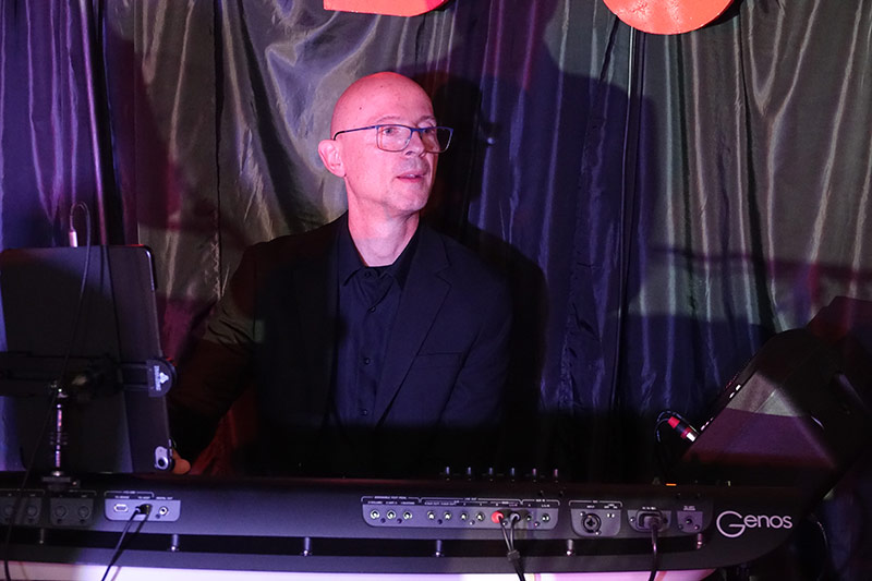 11 - UDO TRIBUTE BAND - EDGAR LUTZ